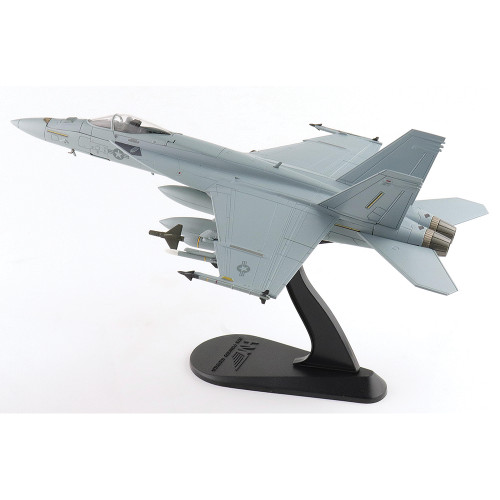 F/A-18E Super Hornet 1/72 Die Cast Model - HA5140b (w/decals for 01, 105, 410 airplanes) Alt Image 4