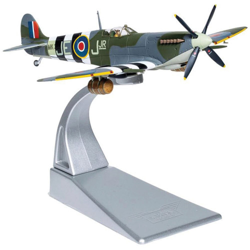 Supermarine Spitfire Mk.IX 1/72 Die Cast Model  - AA29101 Cdr. J.E. Johnson Alt Image 3