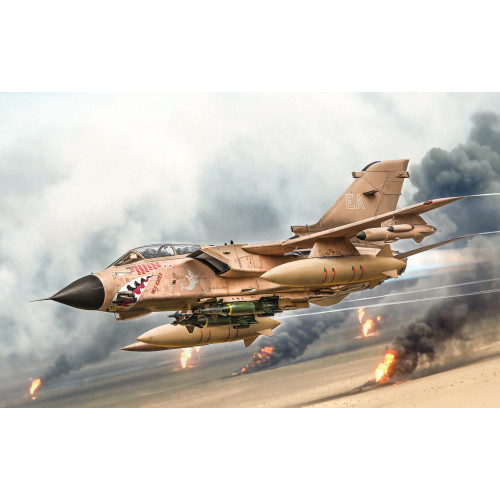 Tornado GR.1 1/32 Kit Alt Image 1