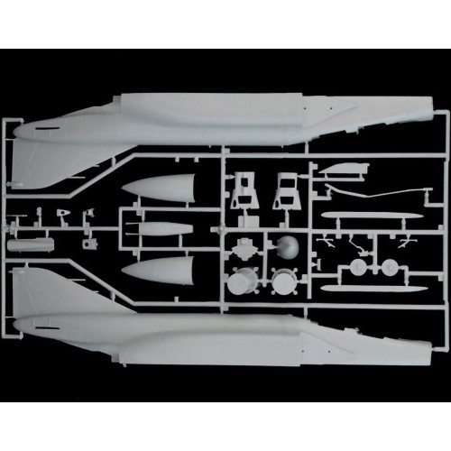 F-4E Phantom II 1/48 Kit Alt Image 4