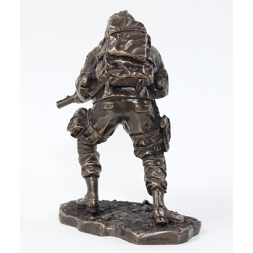 On the Move Figurine Pacific Trading (Y8082) Alt Image 3