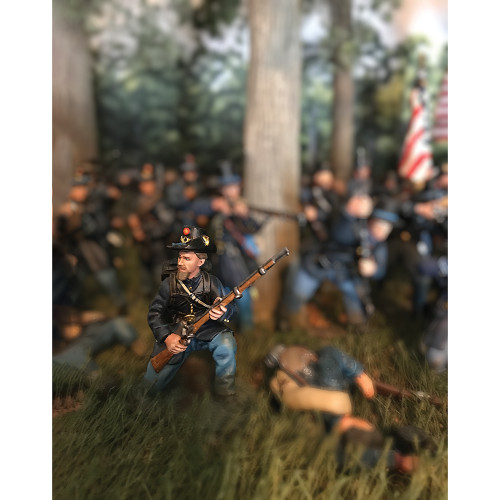 Federal Iron Brigade Kneeling Defending No.2 William Britain (31292) Alt Image 1