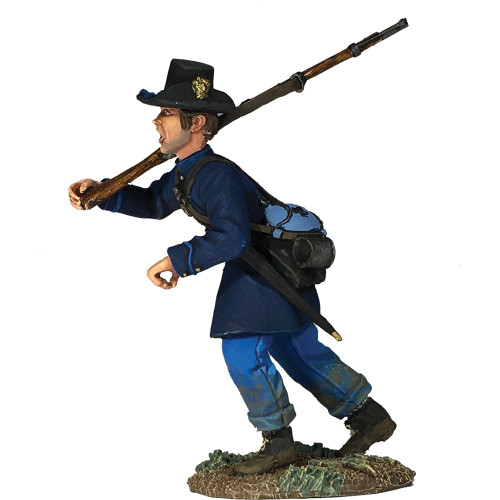 Federal Iron Brigade Advancing at Right Shoulder No.5 William Britain (31290) Alt Image 1