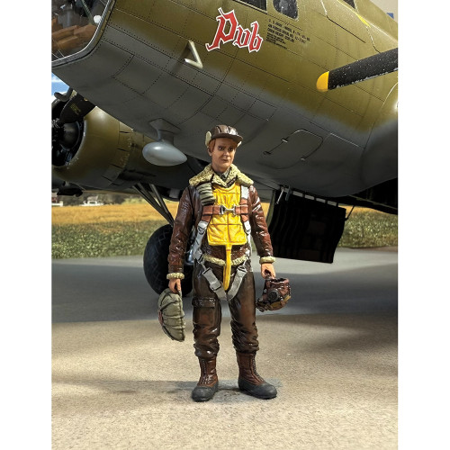 U.S.A.A.F. Heavy Bomber Crewman Wearing B-2 Flying Cap  1/30 WILLIAM BRITAIN (10205) Alt Image 1