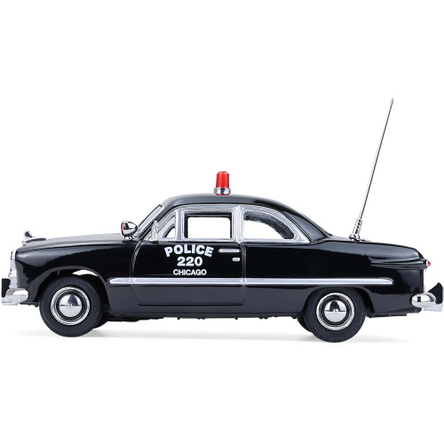1949 Ford Custom - Chicago Police Department 1:43 Scale Diecast Model Car by Greenlight Alt Image 3
