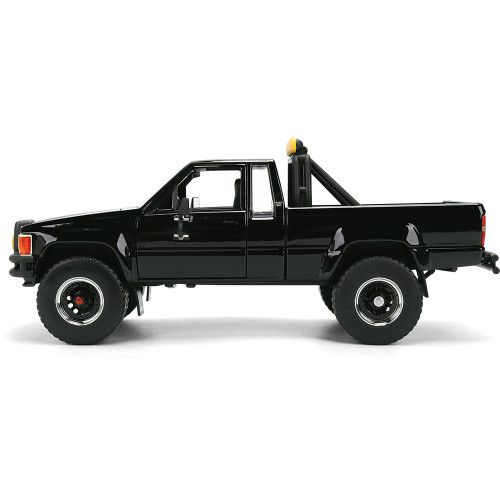1985 Toyota Back to the Future SR5 Pickup w/MARTY's Skateboard 1:24 Scale Diecast Model Truck by Jada Toys Alt Image 7