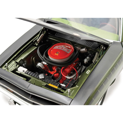 1970 Plymouth AAR Cuda Hardtop - Ivy Green 1:18 Scale Diecast Model Car by Acme Alt Image 3