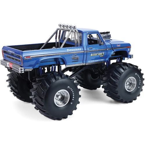 1979 Bigfoot #1 Ford F-250 Monster Truck with 48-Inch Tires & Two Bob Chandler Characters 1:18 Scale Diecast Model Truck by Greenlight Alt Image 3