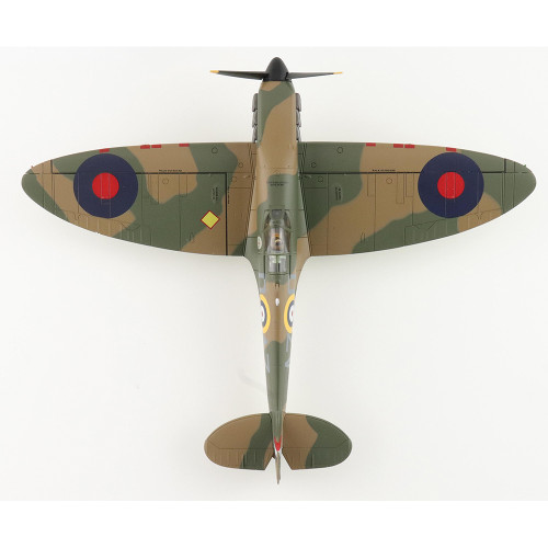 Spitfire MK.1a 1/48 Die Cast Model Flt Lt P C Hughes RAF 1940 1:48 scale Metal by Hobby Master Alt Image 4