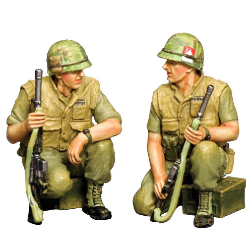 Kneeling Grunts 1/30 Figure Set King & Country (VN180) 1:30 Scale Metal by King and Country Main Image