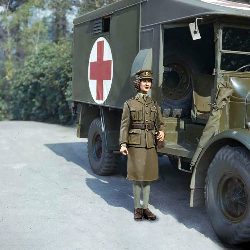 Princess Elizabeth in ATS Uniform 1/30 Figure William Britain (10126) 1:30 Scale  by William Britain Alt Image 1