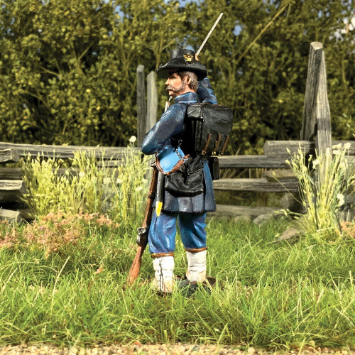 Union Iron Brigade Ramming Cartridge Wearing Gaiters William Britain (31415) 1:30 Scale Metal by William Britain Alt Image 2