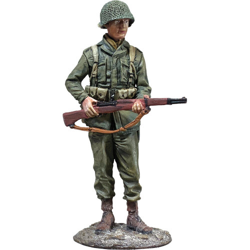 U.S. Infantryman with M1 Garand 1944-45 1/30 Figure WILLIAM BRITAIN (25242) 1:30 Scale Metal by William Britain Main Image