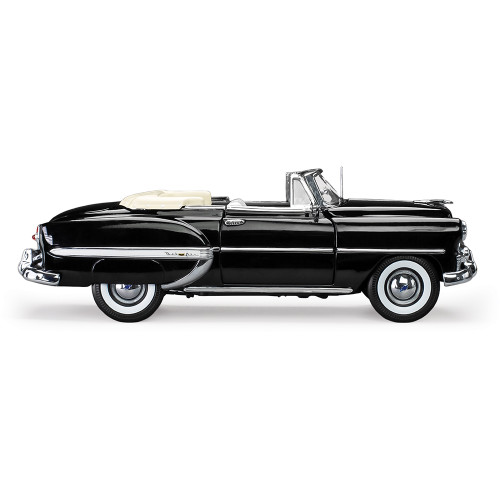 1953 Chevrolet Bel Air Open Convertible - Black 1:18 Scale Diecast Model Car by Sunstar Alt Image 6
