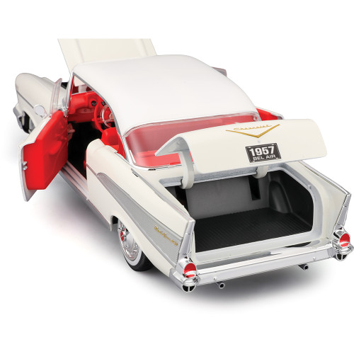1957 Chevrolet Bel Air Coupe - tbc 1:18 Scale Diecast Model Car by Maisto Alt Image 7