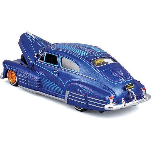 1948 Chevrolet Fleetline Lowriders - Met.Blue 1:24 Scale Diecast Model Car by Maisto Alt Image 2