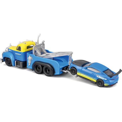 1953 Mack B-61 Tow Truck & Michelin Camaro SS 1:64 Scale Diecast Model Truck by Maisto Alt Image 1