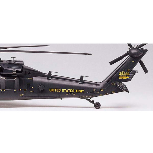 AH-60L Black Hawk 1/35 Kit   by Academy Alt Image 4