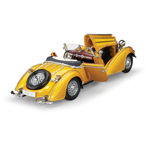 1939 Horch 855 Roadster - Gold 1:18 Scale Diecast Metal by Sunstar Alt Image 2