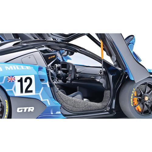 McLaren Senna GTR Presentation Car #12 1:18 Scale Diecast Metal Composite by AutoArt Alt Image 6