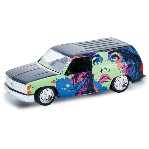 1995 Chevrolet Tahoe - Street Art 1:64 Scale Diecast Metal by M2 Machines Main Image
