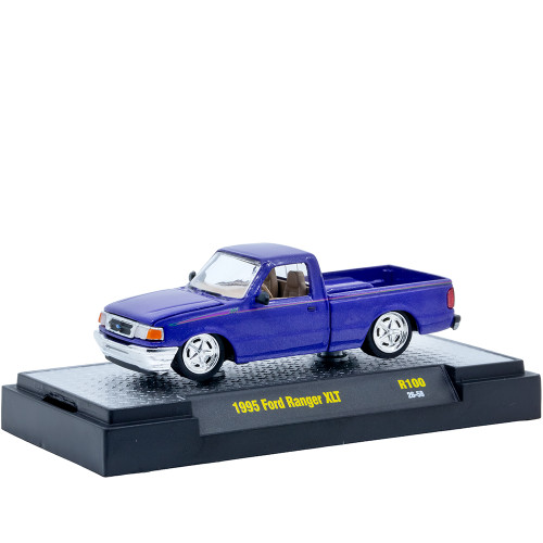 1995 Ford Ranger XLT - Blue 1:64 Scale Diecast Metal by M2 Machines Alt Image 1