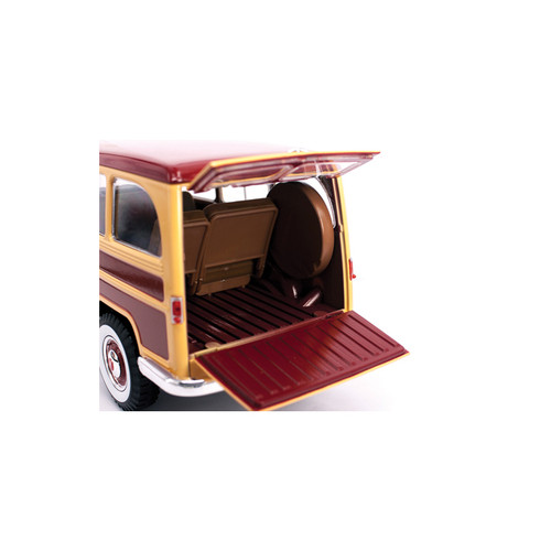 1955 Willys Jeep 4x4 Wagon - red woody Alt Image 8