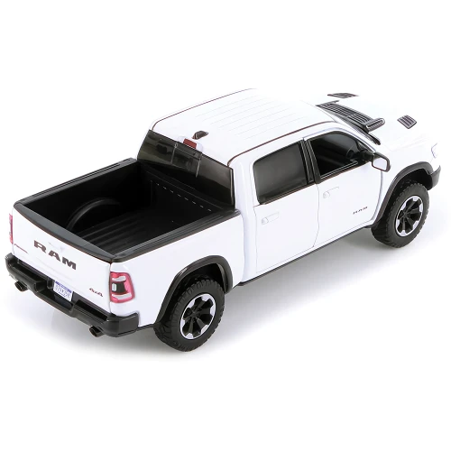 2019 RAM 1500 Rebel Crew 1:27 Scale Diecast Model Truck by Motormax Alt Image 2