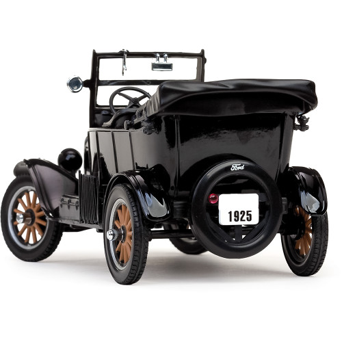 Laurel & Hardy 1925 Ford Model T Alt Image 3