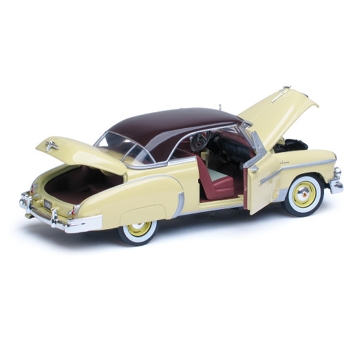 1950 Chevy Bel Air - Yellow 1:24 Scale Diecast Model Car by Motormax Alt Image 1