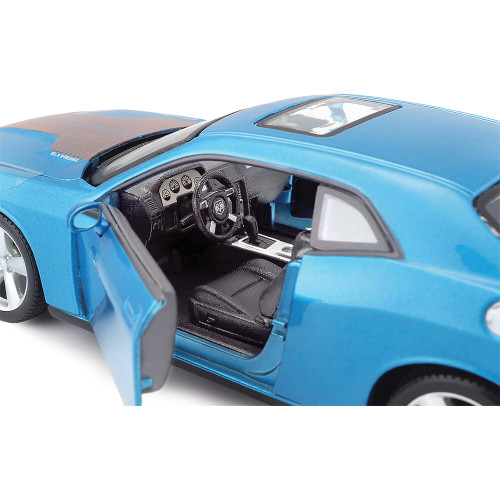 2008 Dodge Challenger SRT8 1:24 Scale Diecast Model Car by Maisto Alt Image 5