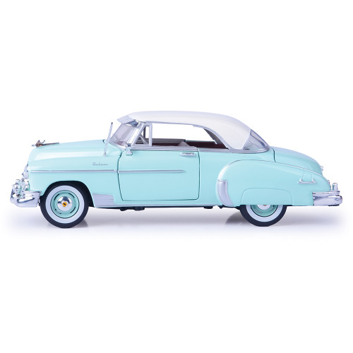 1950 Chevy Bel Air - Green 1:24 Scale Diecast Model Car by Motormax Alt Image 2