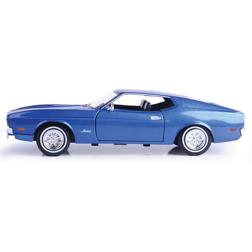 1971 Ford Mustang Sportsroof - Metallic Blue 1:24 Scale Diecast Model Car by Motormax Alt Image 2