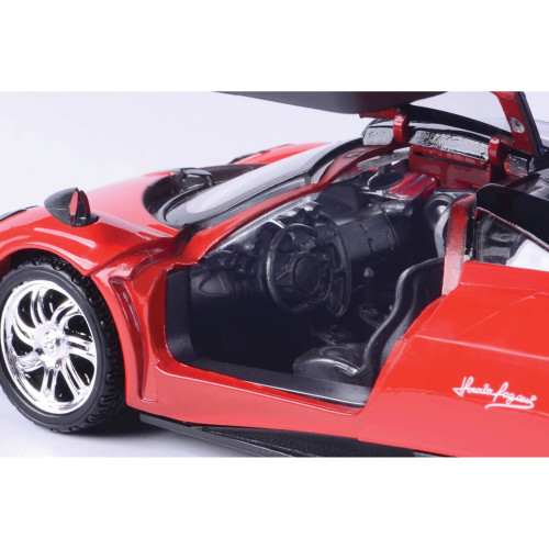 Pagani Huayra Alt Image 6