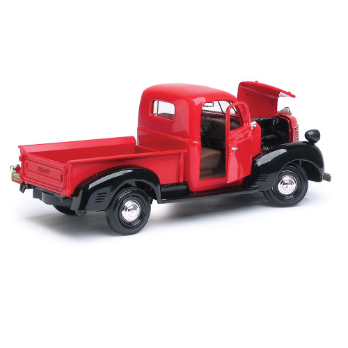 1941 Plymouth Pickup - Red 1:24 Scale Diecast Model by Motormax Alt Image 1