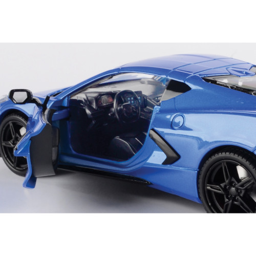 2020 Corvette Stingray C8 - Elkhart Lake Blue 1:24 Scale Diecast Model Car by Motormax Alt Image 3