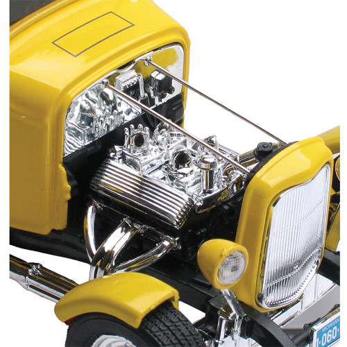1932 Ford 5-Window Hot Rod - yellow 1:18 Scale Diecast Model by Motormax Alt Image 5
