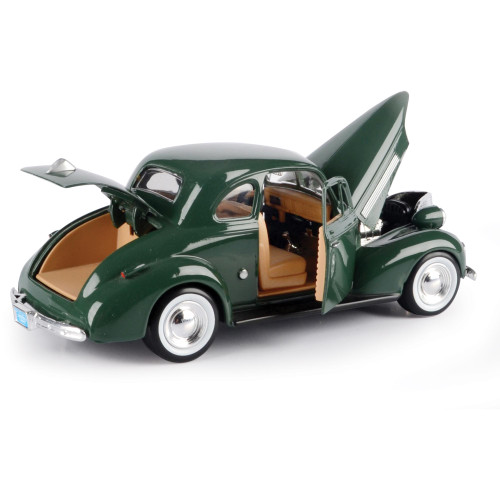 1939 Chevrolet Coupe - Green Alt Image 2