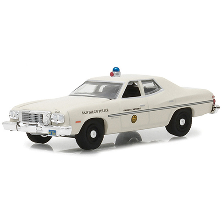 Hot Pursuit 1975 Ford Torino - San Diego Police Main  