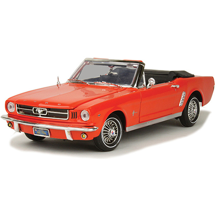 1964 1/2 Ford Mustang 289 Convertible 1:18 Scale Diecast Model by Motormax