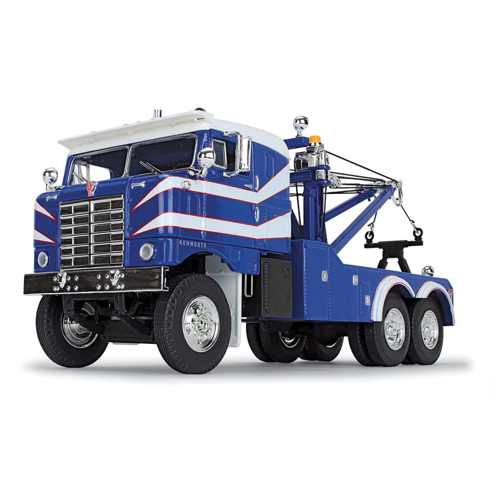 Kenworth Bullnose Heavy-Duty Wrecker 1:34 Scale Diecast Model Truck by First Gear Main Image