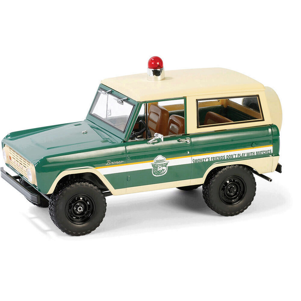 1967 Ford Bronco - Smokey Bear Forest Ranger 1:18 Scale Diecast Model Truck by Artisan by Greenlight Main Image