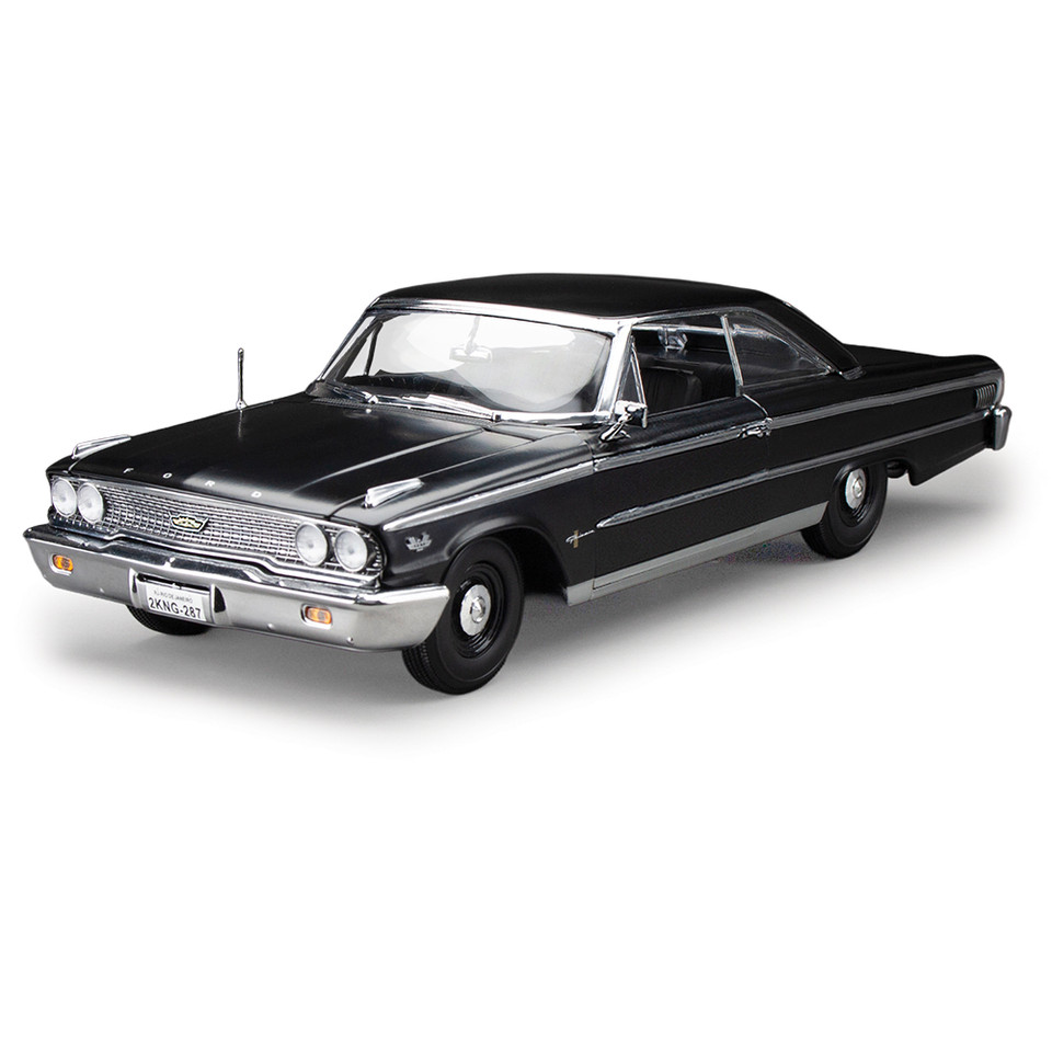 1963 Ford Galaxie 500 XL Hardtop - Semi-gloss Black (Fast 5 ) 1:18 Scale Diecast Model Car by Sunstar Main Image