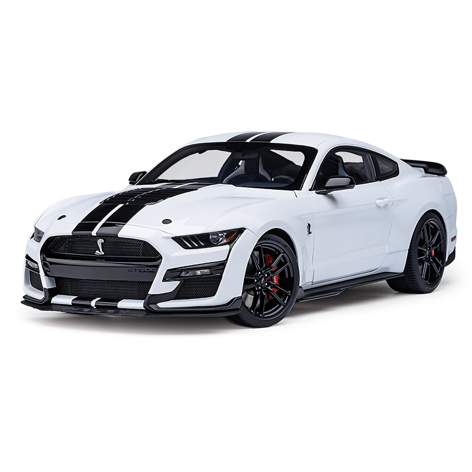 Ford Mustang Shelby G.T.500 - Oxford White 1:18 Scale Diecast Model Car by AutoArt Main Image