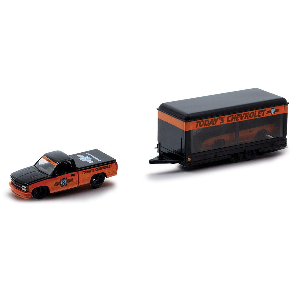 1992 Chevrolet C1500 SS454 & 1985 Chevrolet Camaro IROC-Z 1:64 Scale Diecast Model Car by M2 Machines Main Image