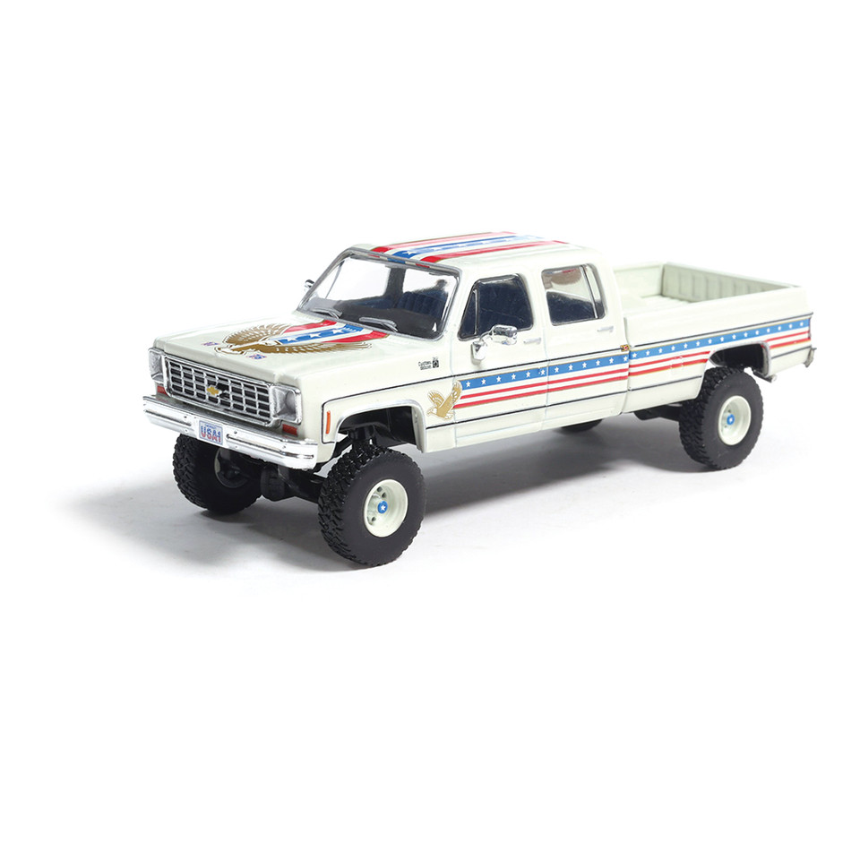 1976 Chevrolet Custom Deluxe K30 Fleetside - July 4th 250th Anniversary Exclusive 1:64 Scale Diecast Model Truck by IXO Models Main Image