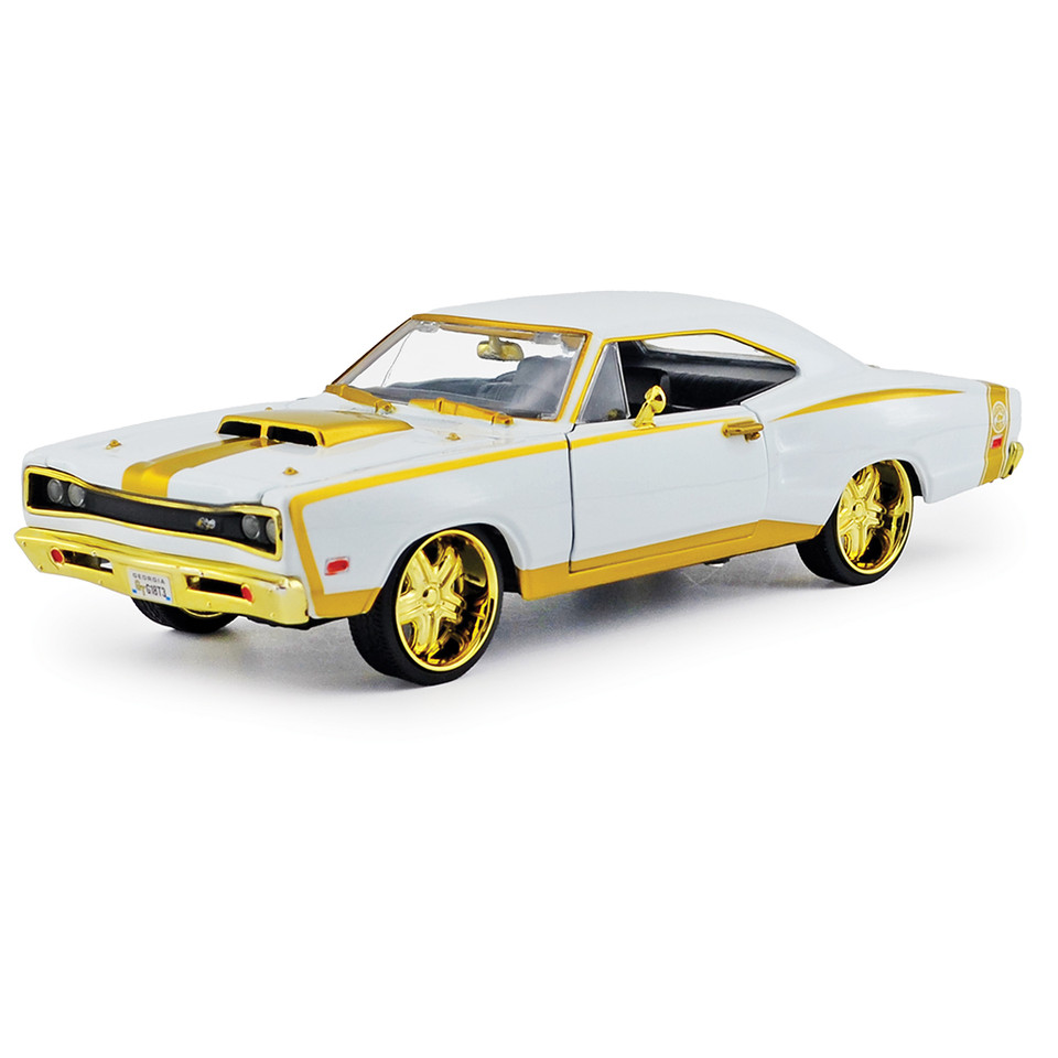 1969 Dodge Coronet Super Bee - Luxe Legends Main Image