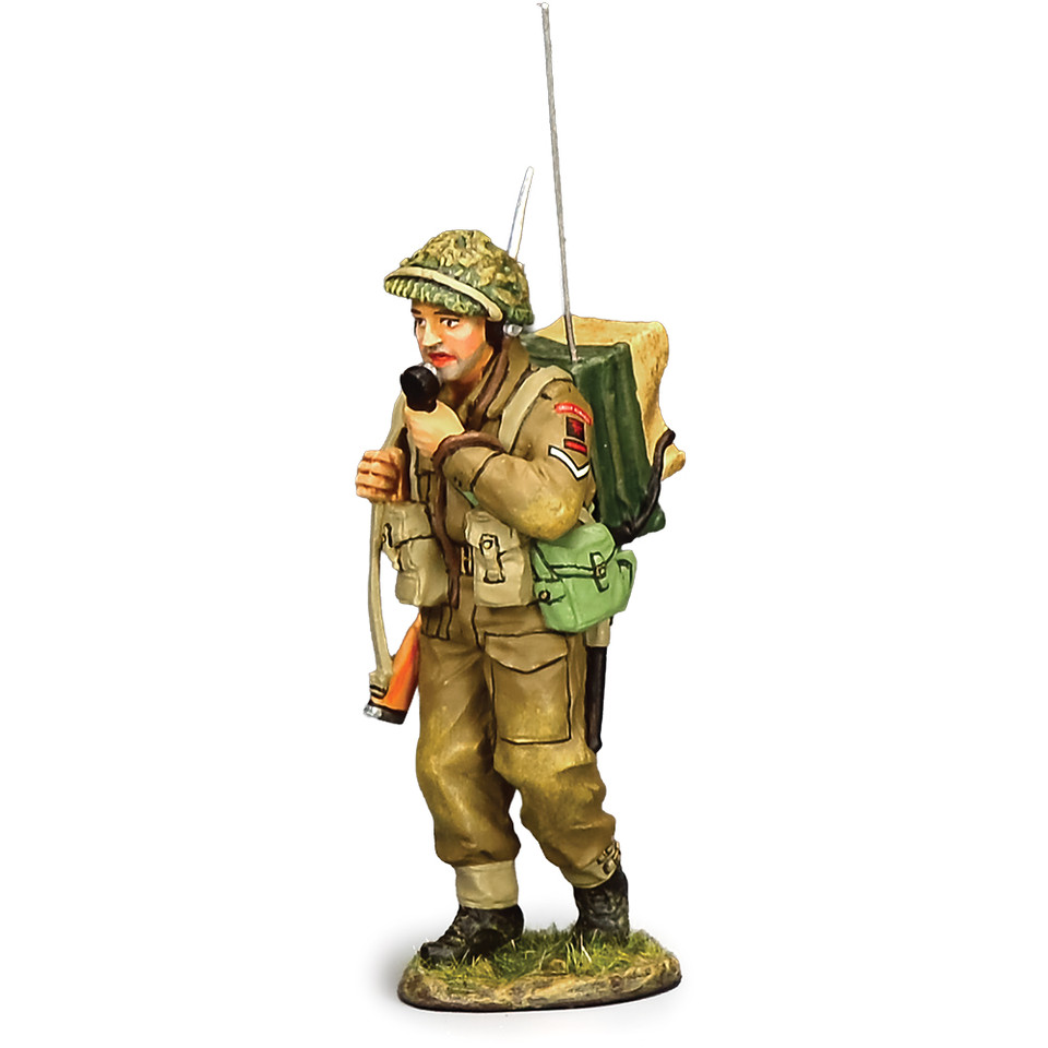 Gold Beach Radioman 1/30 Figure K&C (DD417) Main Image