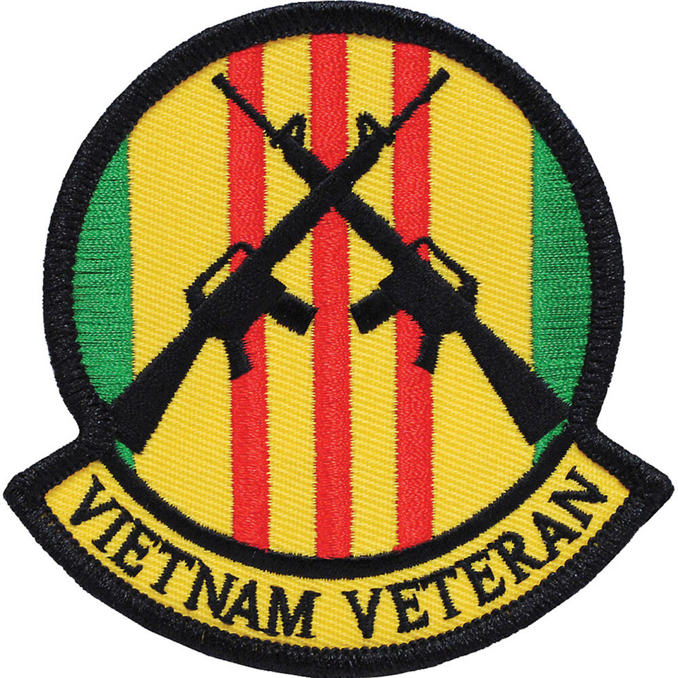 Vietnam Veteran Crossed Guns Patch  PM1132 (M025) Main Image