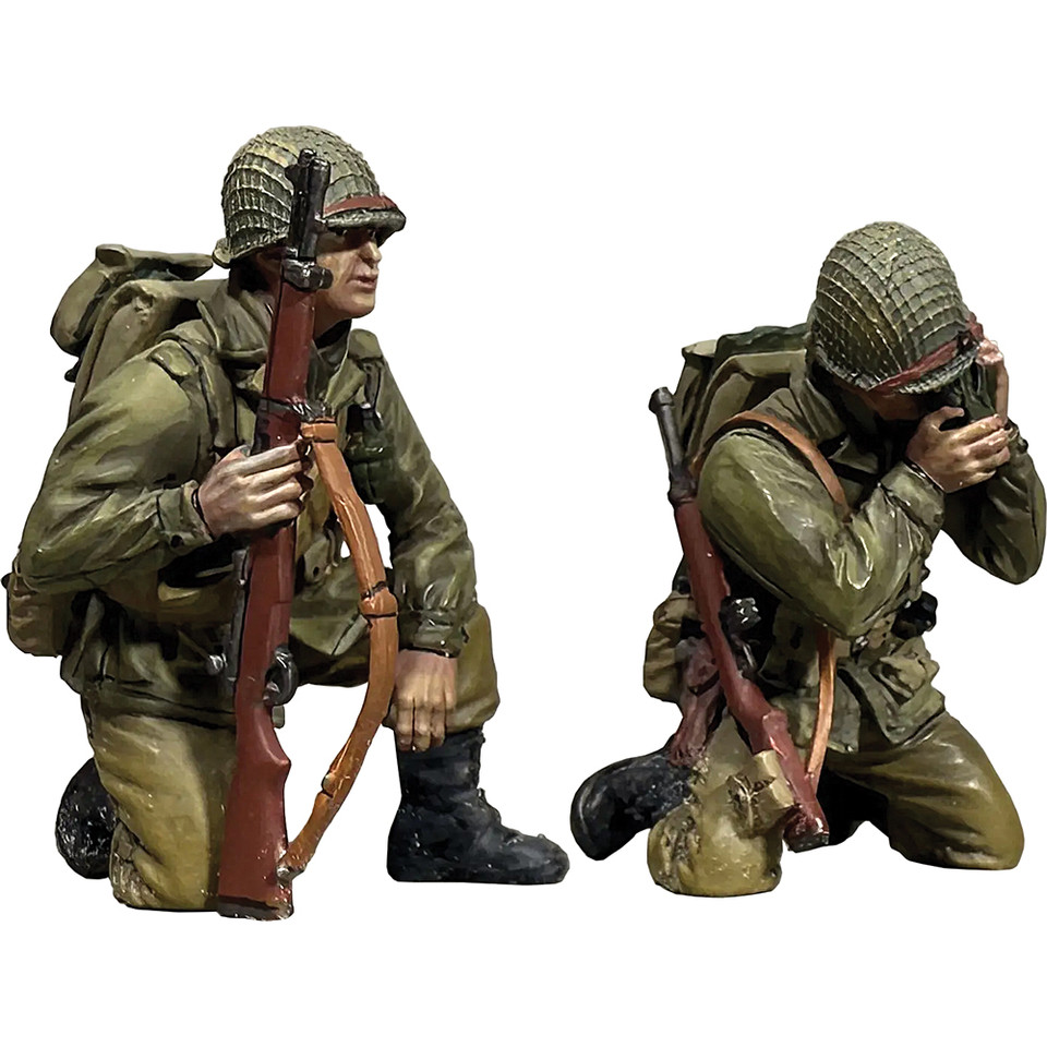 Reporting In U.S. Infantrymen Kneeling 1/30 Figure Set William Britain (25307) Main Image